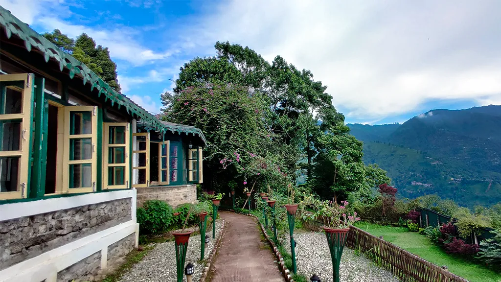 Singtom Tea Estate & Resort