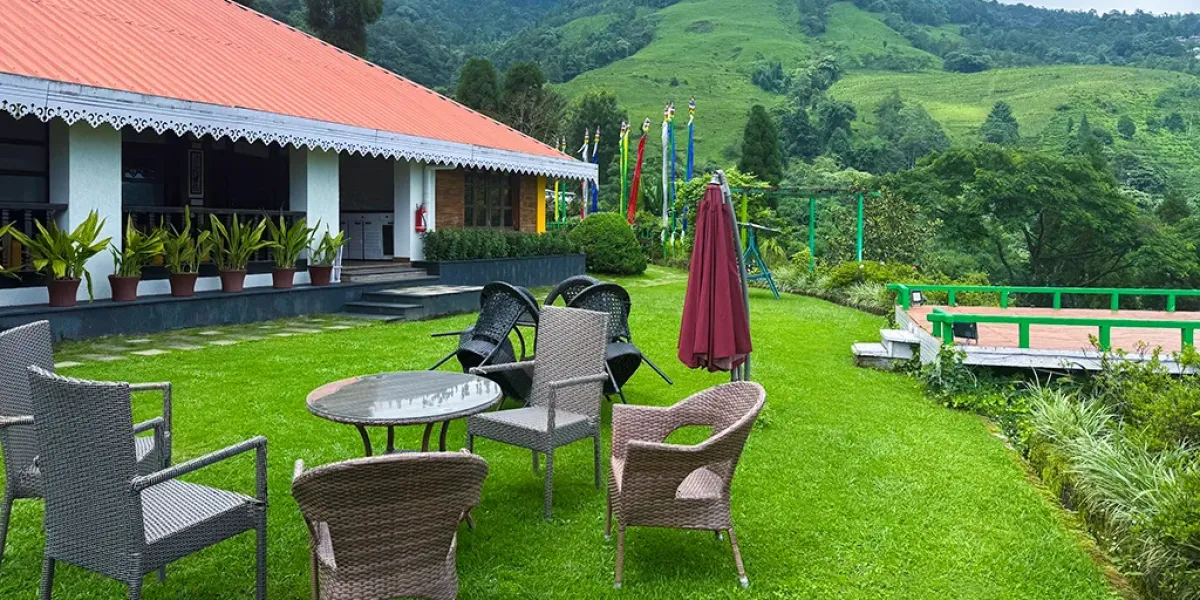 Chamong Chiabari Mountain Retreat